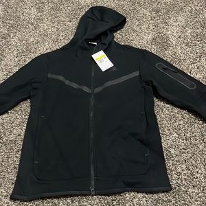 SMALL BLACK NIKE TEK JACKET